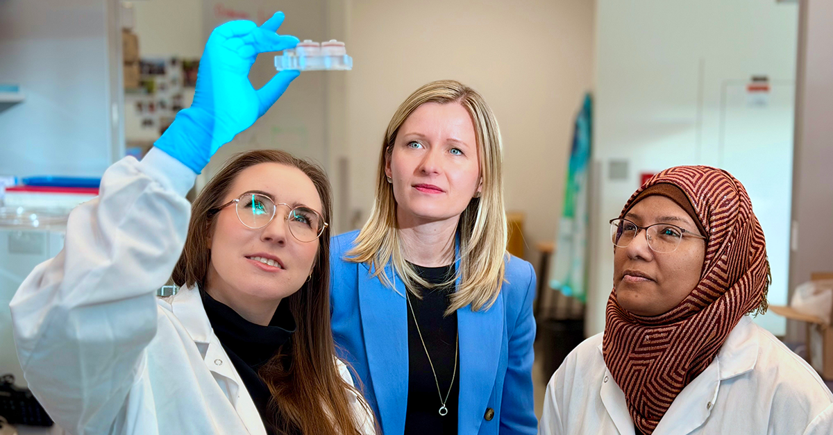 Dr. Sarah Hedtrich and students